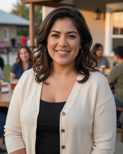 Lorena, 38, dad ran flatbed thirty years, from Sugar Land TX - trucker dating Houston profile